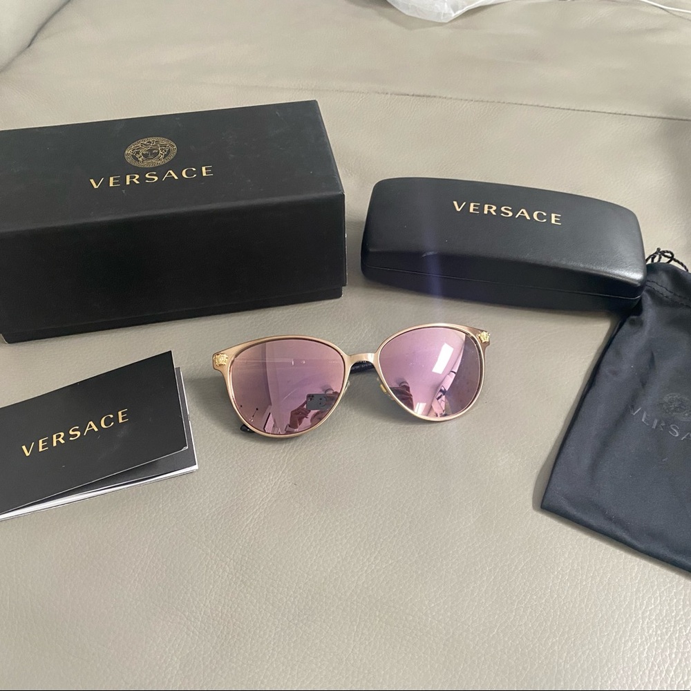Gold Versace Pink Mirrored Sunglasses with box and case Made in Italy